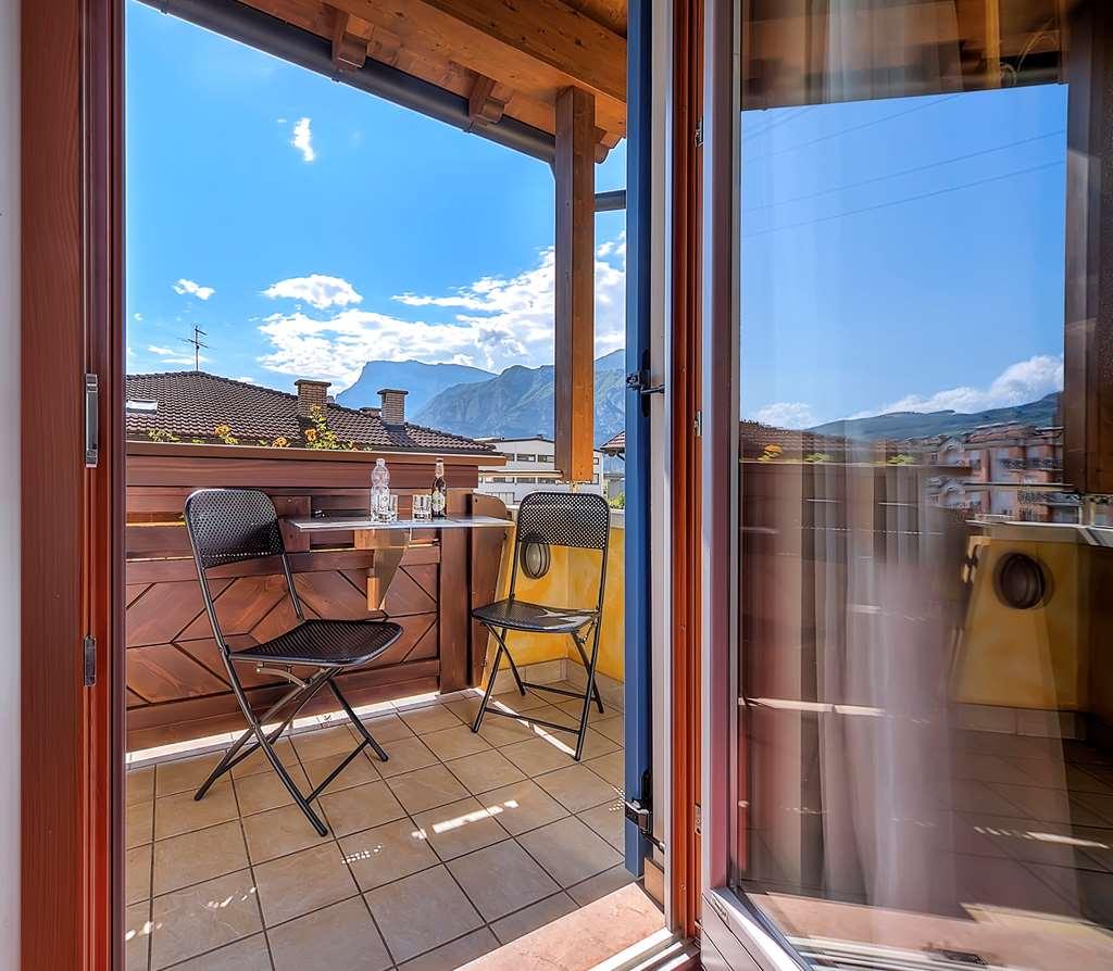 Hotel Garni La Vigna - Adult Friendly San Michele allʼAdige Quarto foto